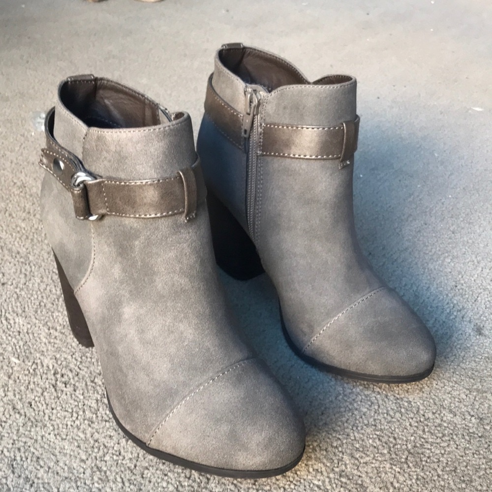 Lauren Conrad booties